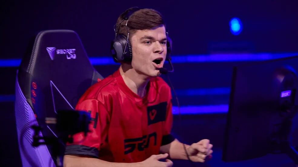 VALORANT pro gamer SicK banned from Twitch