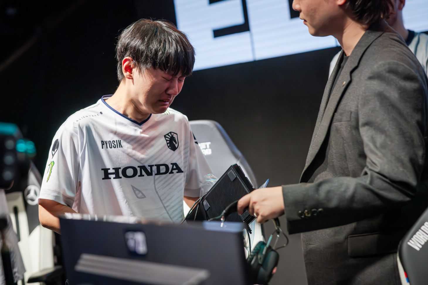 Worlds 2023 Aftermath: The Downfall of Two Titans