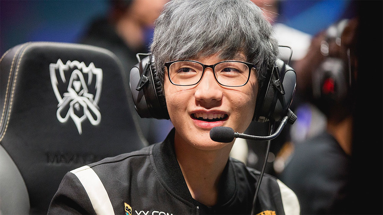 Hanwha Life Esports Revamps LoL Roster for 2024 with Peanut and Doran