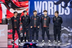 675px JDG Worlds 2022