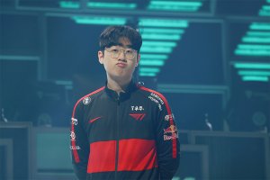 t1 zeus 1