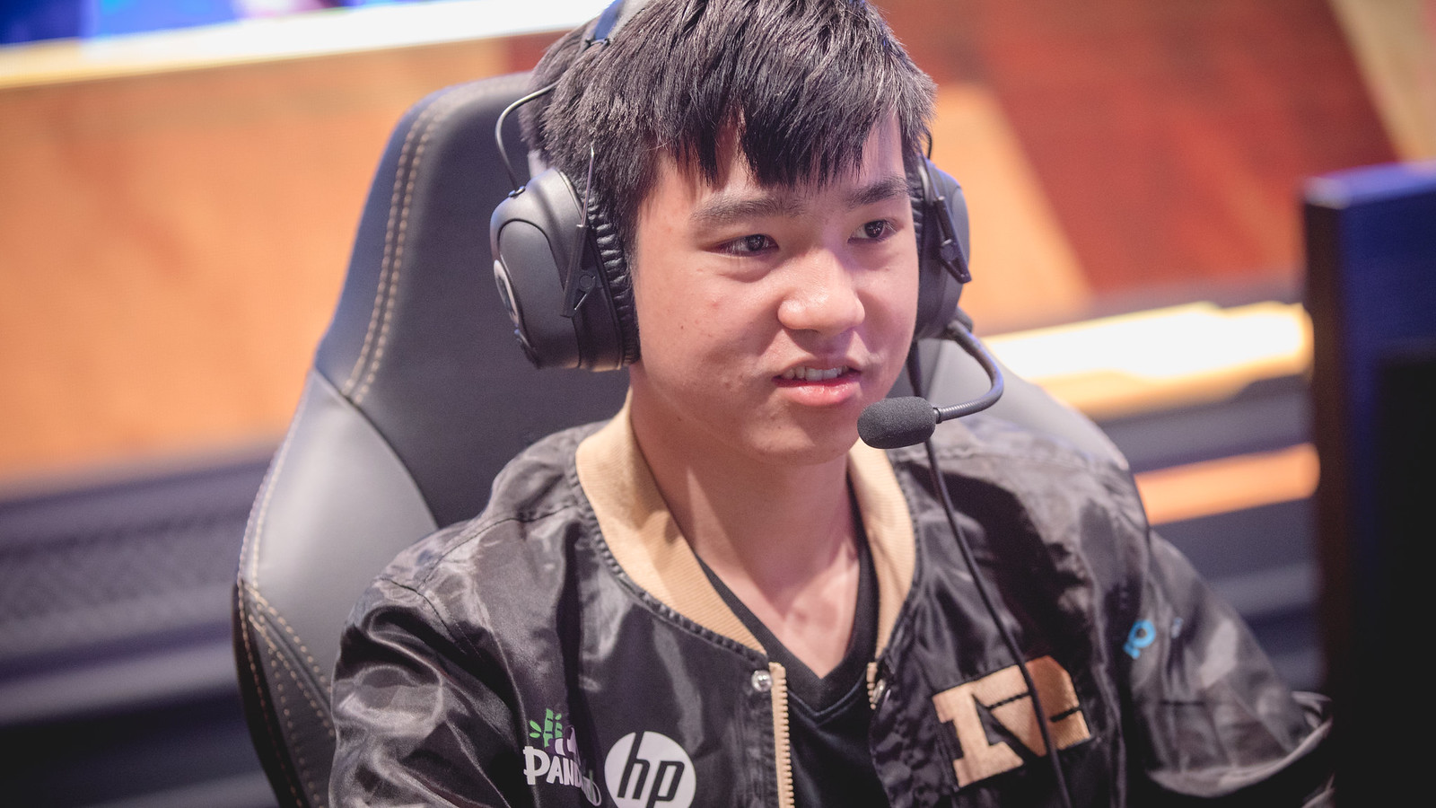 Letme: The Unsung Hero of Royal Never Give Up