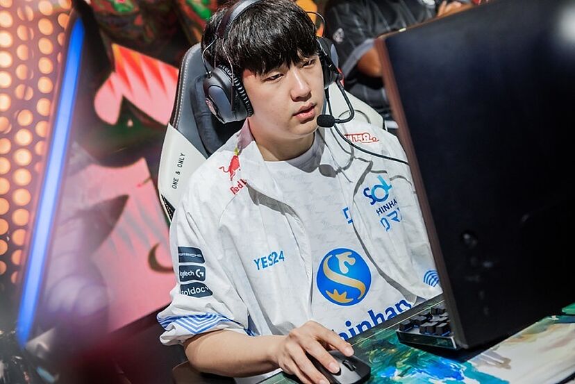 GIANTX Officially Signs World Champion for LoL Superliga