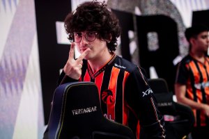 53469264304 149650c71b k