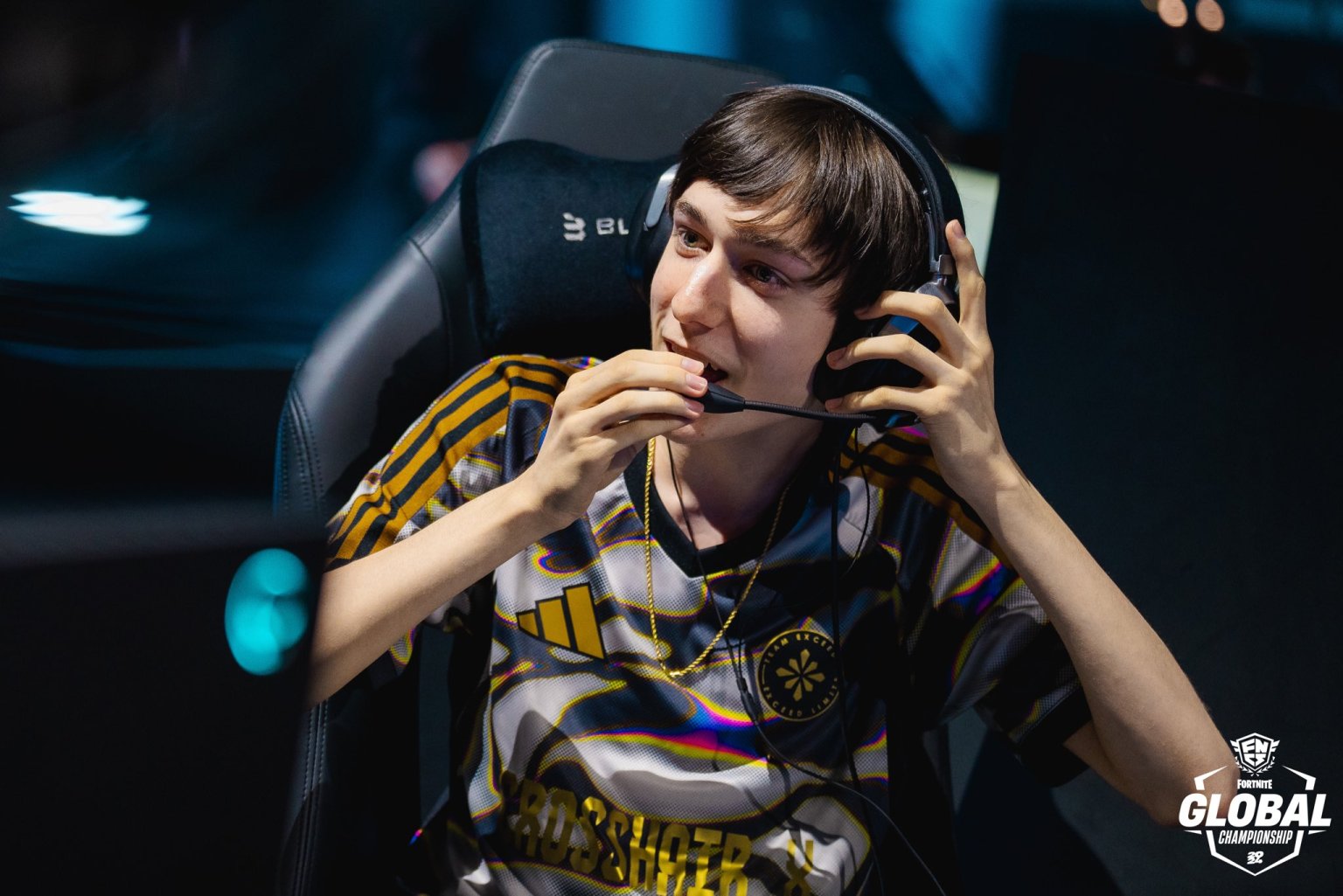 Peterbot and pollo crowned champions at fortnite global championship